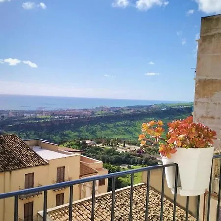 Casa Santa Croce