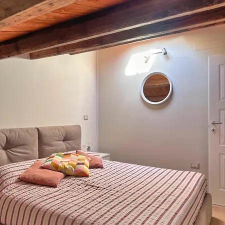 Casa Santa Croce Holiday home
